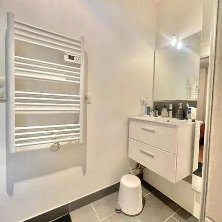 Confortable F2 Appartement *